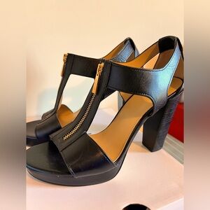 Michael Kors Berkley platform sandal black, size 9